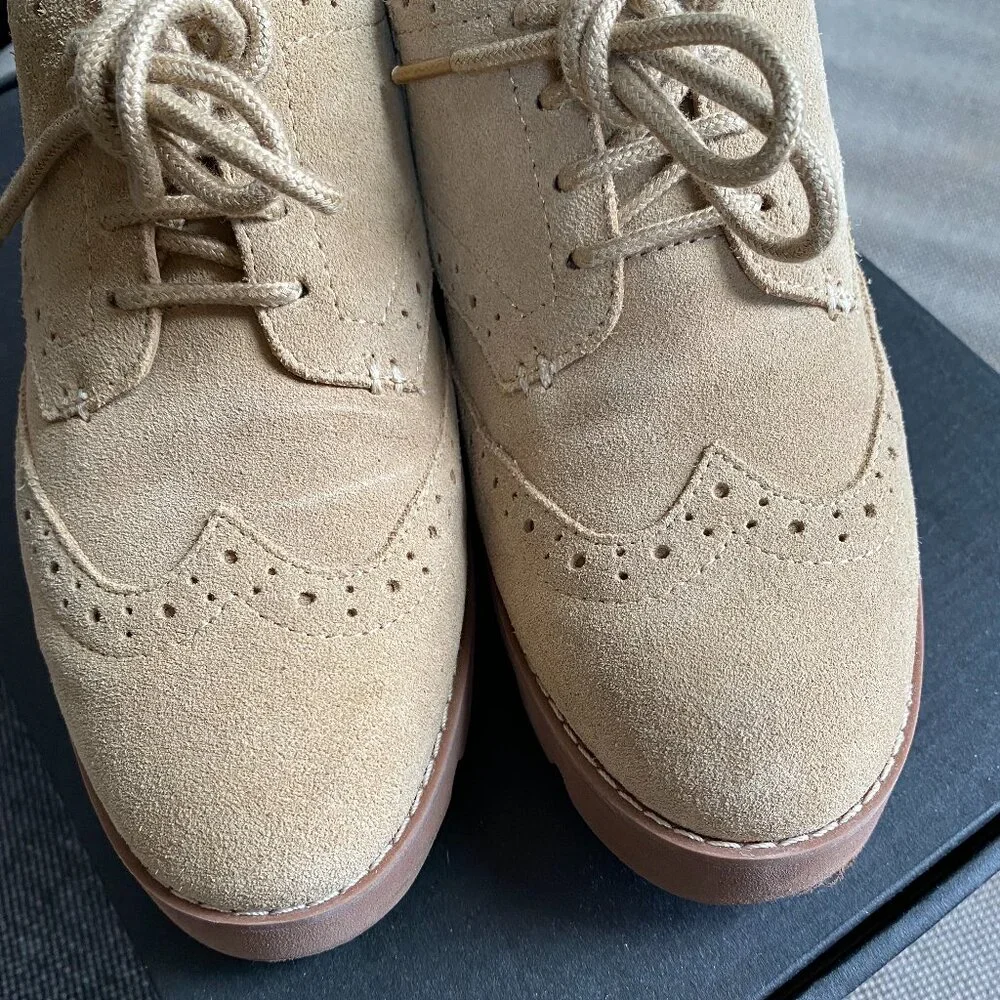 Vionic Beige Suede Brogue Lace-Up Flats